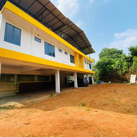 Erumely Central Homes Mundakayam Ngoại thất bức ảnh